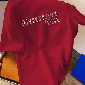 drop shoulder t shirt everybody lies
